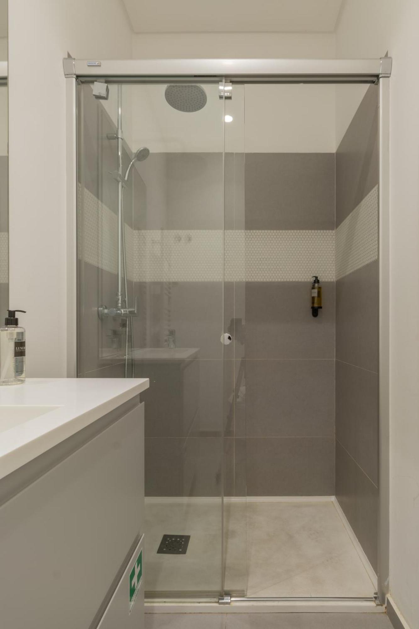 Spacious, Family Friendly 3br & 3wc. Ac/heating. * Lisboa